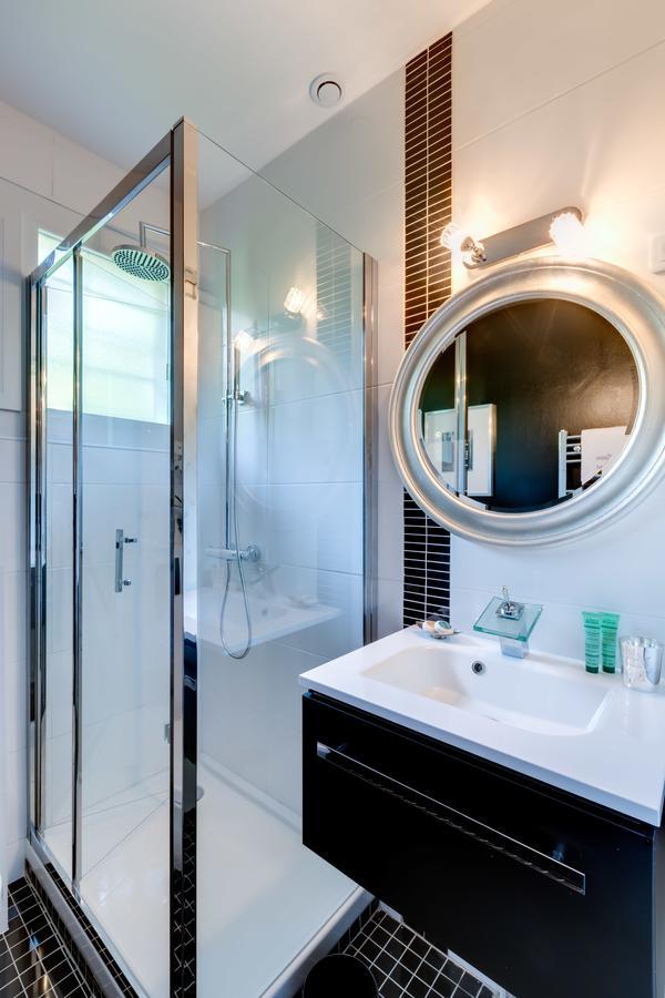 Les Eaux Qui Rient Bed & Breakfast ซองกีเนต์ ภายนอก รูปภาพ